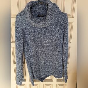 White House Black Market SzS Blue Knit Cowl Neck Sweater Long Sleeves Slit Hem